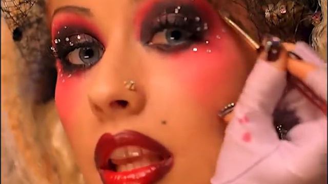 DEEP PURPLE feat. Christina Aguilera, Lil' Kim, Mya, Pink - Smoke On The Marmalade (mashup video) смотреть онлайн