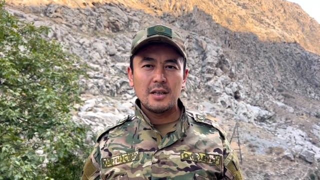 Nurjigit Kadyrbekov about situation at theborder Kyrgyzstan - Tajikistan (Batken) war смотреть онлайн