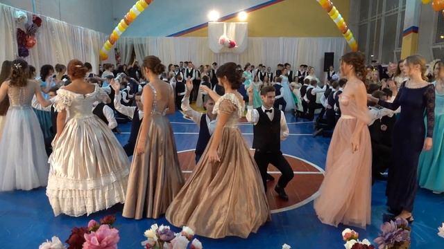 Гусарская полька - Х Лицейский бал смотреть онлайн