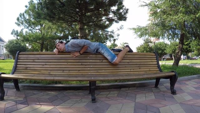 Шокирующая правда о выходных в Батуми смотреть онлайн