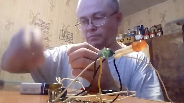 Сам сделаю ремонтировать "Пробник для проверки светодиодов и диодов, транзистои". смотреть онлайн