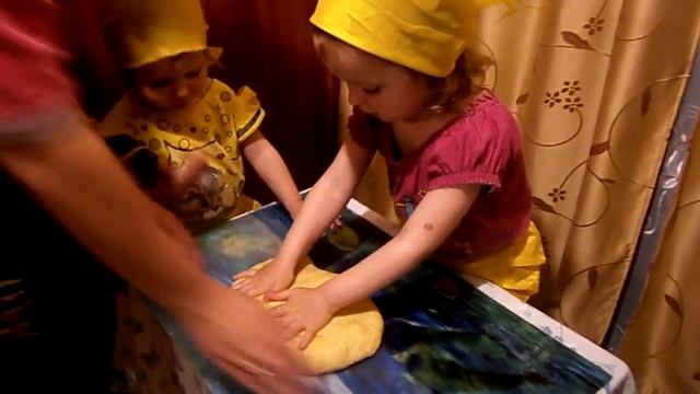 ♥ ВКУСНЯШКА ♥ ИСПЕКЛИ МЫ КОЛОБКА ♥ смотреть онлайн