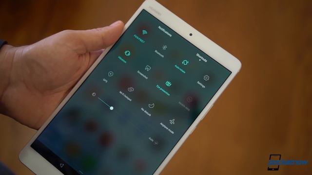 Huawei MediaPad M3 Review: The best media tablet? | Pocketnow смотреть онлайн