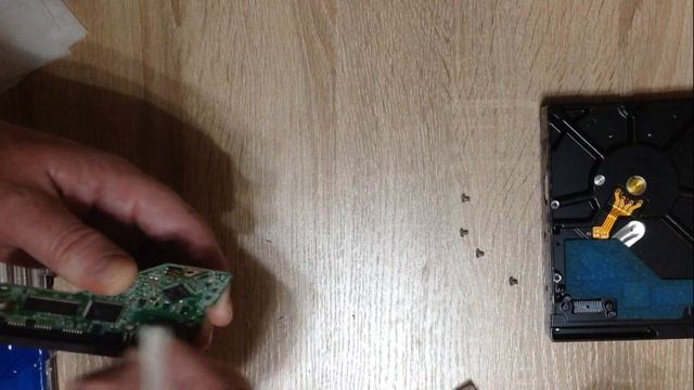 Жесткий диск. Ремонт винчестера своими руками смотреть онлайн
