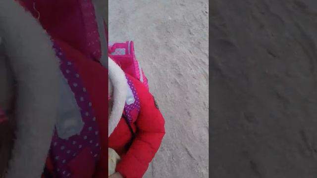 Дорога к Новоусманской СОШ 3 по которой ходят ученики и жители этого района. смотреть онлайн