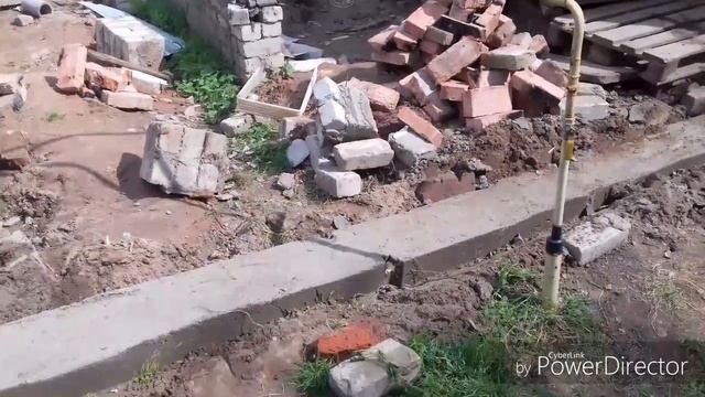 ПРИСТРОЙКА К ДОМУ СВОИМИ РУКАМИ Часть вторая- Заливка бетона и разбор опалубки смотреть онлайн