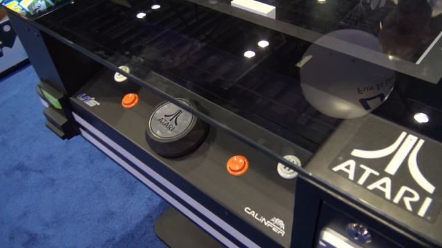 Atari PONG Table Bar & Cocktail Coin-op Models by UNIS (IAAPA 2018) смотреть онлайн