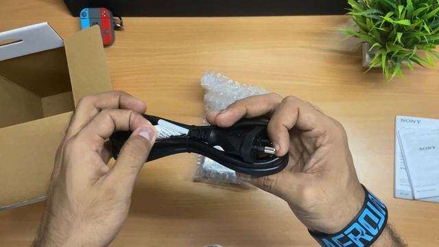 Sony A7C with Kit Lens ? UNBOXING ?? 2021 HINDI ?| Branded Guru ?| Price | Best vlogging camera смотреть онлайн