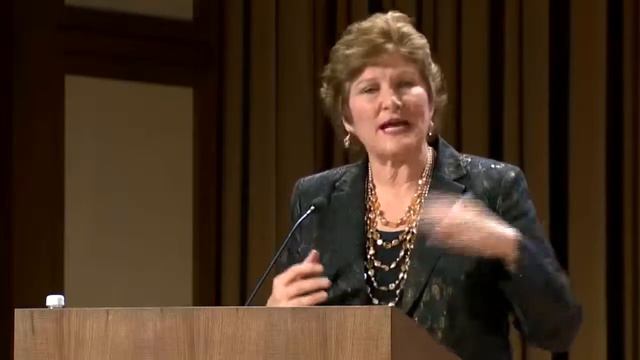 Karen Hughes Capstone Presentation - When Life Strikes the White House смотреть онлайн