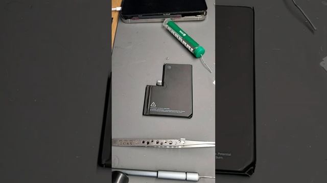 Battery replacement iPhone 13PM / Замена батареи Айфон 13ПроМакс смотреть онлайн