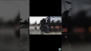 у девчонки хана влюбилась в пацана песня