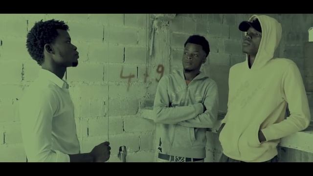 À Cause De Ma Mère Saison 2/ Épisode 4 смотреть онлайн