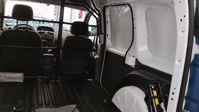 RENAULT Kangoo ZE Extra R-Link смотреть онлайн