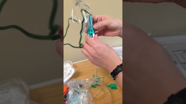 Setting Up a Venturi Mask смотреть онлайн