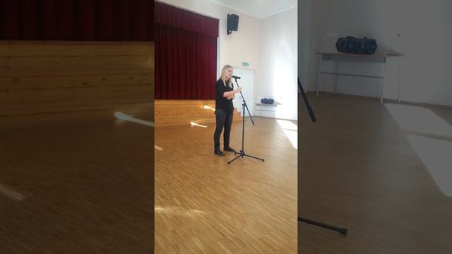 Heidy Heleen Trug "Väike ingel" juhendaja Triin Ella смотреть онлайн