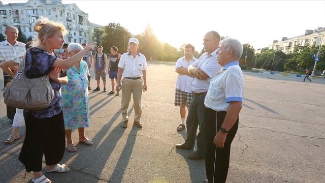 Краматорск 08.08.2014 Попытка сбросить памятник Ленину смотреть онлайн