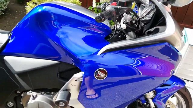 Honda VFR 1200 paint quality смотреть онлайн