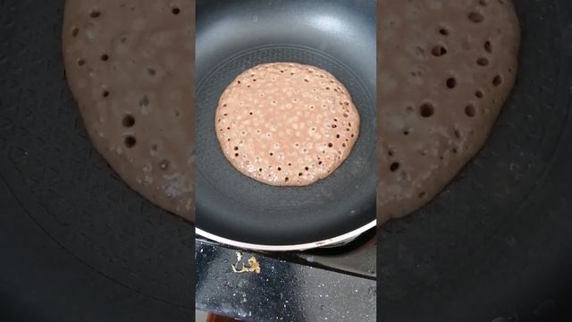 блины. 2 яйца 🥚 1 ст. сахара 300 мл молока. 250 гр муки 15 гр какао смотреть онлайн