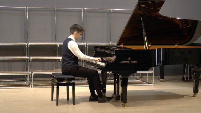 Бетховен Соната №2 часть 1 / Дмитрий Сёмин, фортепиано смотреть онлайн