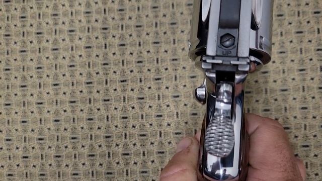Vintage 1984 Colt Python Bright Stainless смотреть онлайн