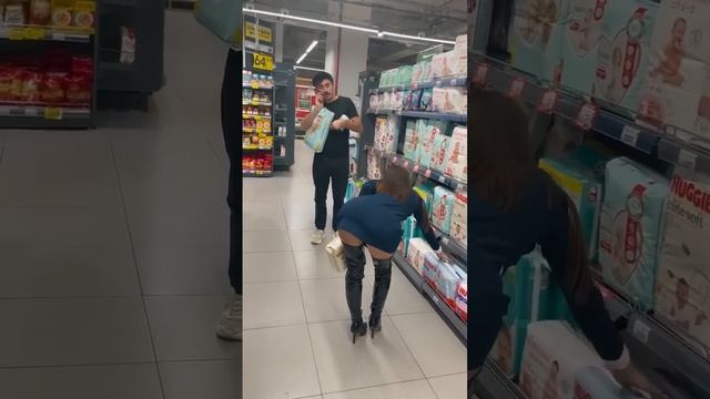 Муж в магазине Непосредственно Каха смотреть онлайн