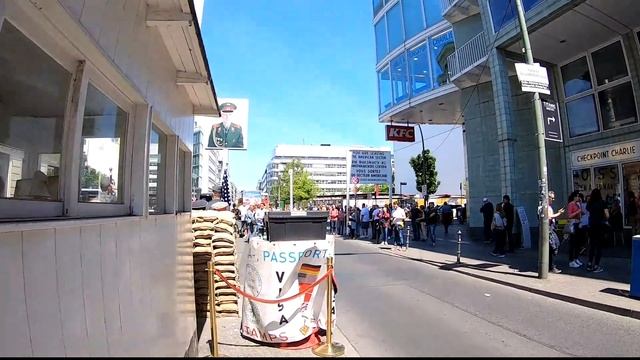 【Full HD】Walking Tour To Checkpoint Charlie, Berlin