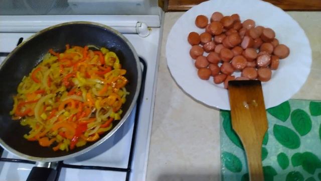 Яичница - пицца. Fried egg -pizza. смотреть онлайн