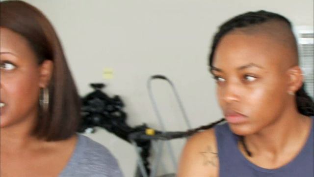 House vs. House: David Gives Ro and Chelsea a Wake-Up Call (S1, E4) | FYI смотреть онлайн