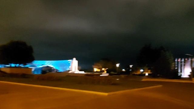 Огни Баку.Вечерняя прогулка.Пламенные Башни.Flame Towers. смотреть онлайн