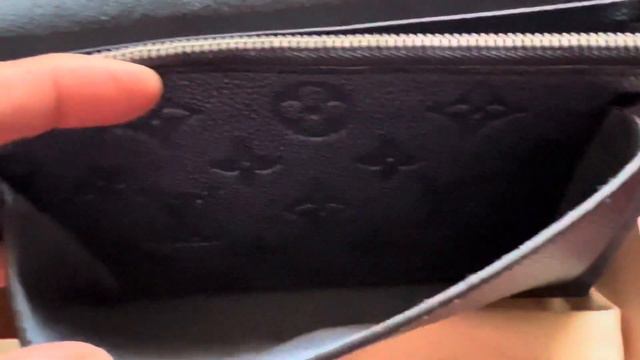 LOUIS VUITTON NEW VAVIN CHAIN WALLET BLUE |FALL WINTER COLLECTION #unboxing #louisvuitton смотреть онлайн