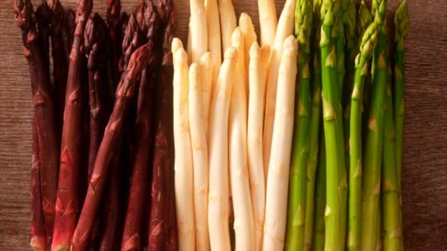 Король завтрака - сытный и полезный омлет со спаржей! FRITTATA DI ASPARAGI. Готовит итальянец!