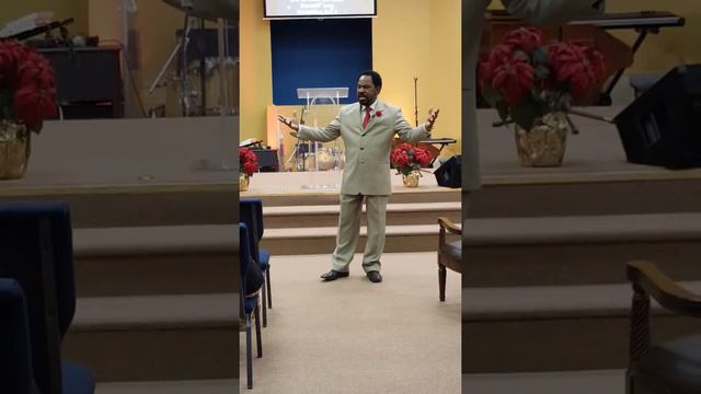 Pastor Brian Hollins, Christmas Service 2015 смотреть онлайн