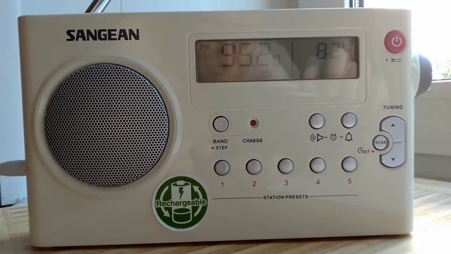 Sangean PR-D7 FM 95,2 МГц смотреть онлайн