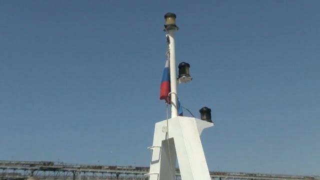 в КРЫМ на ПАРОМе часть 1: Все на борт in the CRIMEA on the Ferry, part 1 All aboard смотреть онлайн