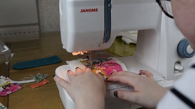 Relax...make a machine sewn slow stitch bookmark смотреть онлайн
