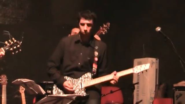 Don't look back in anger cover Serval смотреть онлайн