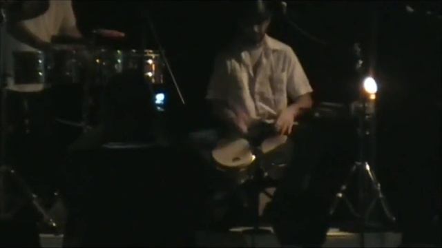 DCU Bongo Solo смотреть онлайн
