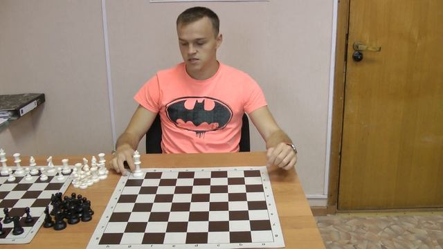 Уроки шахмат. #3 - Как ходит король в шахматах смотреть онлайн