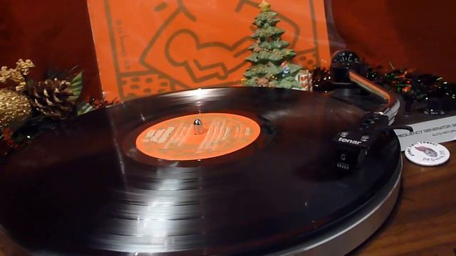 (Christmas) Eurythmics- Winter Wonderland смотреть онлайн