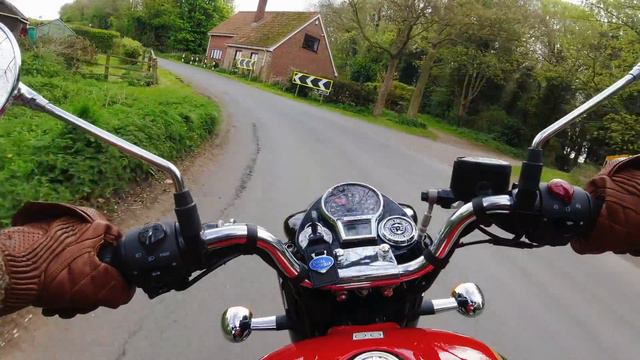 New Royal Enfield Classic 350. Running in/Breaking in your new motorcycle! смотреть онлайн