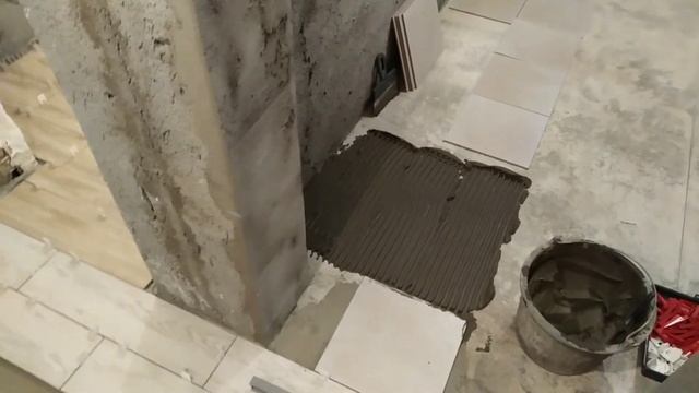 Примерка плитки, заход в ванную комнату смотреть онлайн