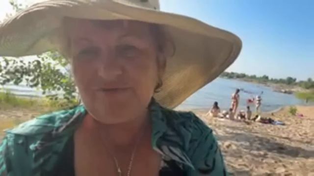 Окунулась ! Может поможет , а вы как считаете ? смотреть онлайн