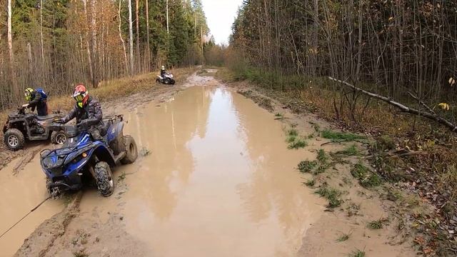 Грязевая покатушка на квадриках привела к встрече с Безумным Максом!