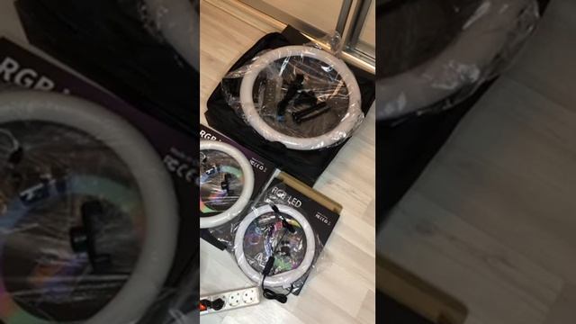 Кольцевые лампы RGB смотреть онлайн