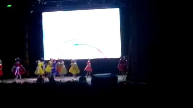 Танец «Горошины» смотреть онлайн