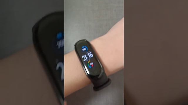смарт браслет Xiaomi смотреть онлайн