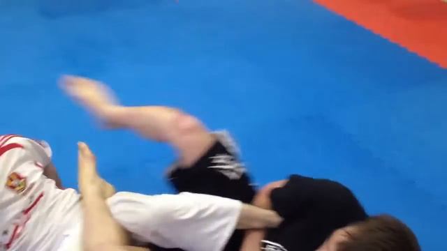 Болевые на ноги. Варианты замков на ахил смотреть онлайн