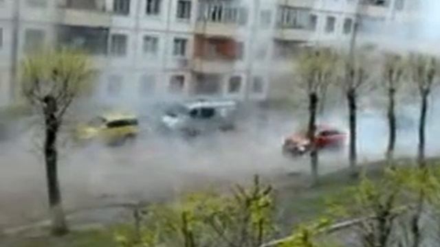 Тюмень. затопило улицу. смотреть онлайн