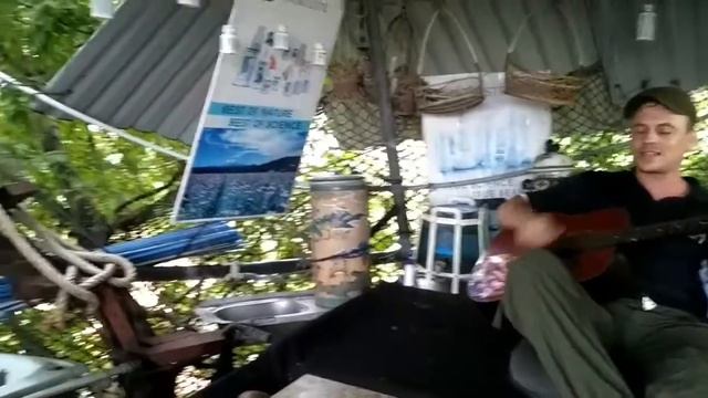 Москва, Есенин на дереве. Вунгтау, Вьетнам смотреть онлайн