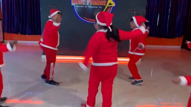 JINGLE BELLS KIDS DANCE MERRY CHRISTMAS | DANCE PARADISE | LUCKNOW | Sk MINTU смотреть онлайн